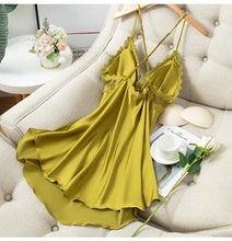Load image into Gallery viewer, Valentina Nightgown